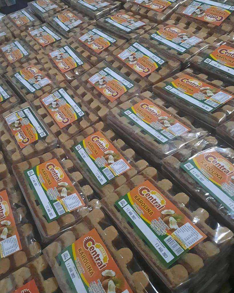 Karolinas Doces Central embaladas com etiqueta original